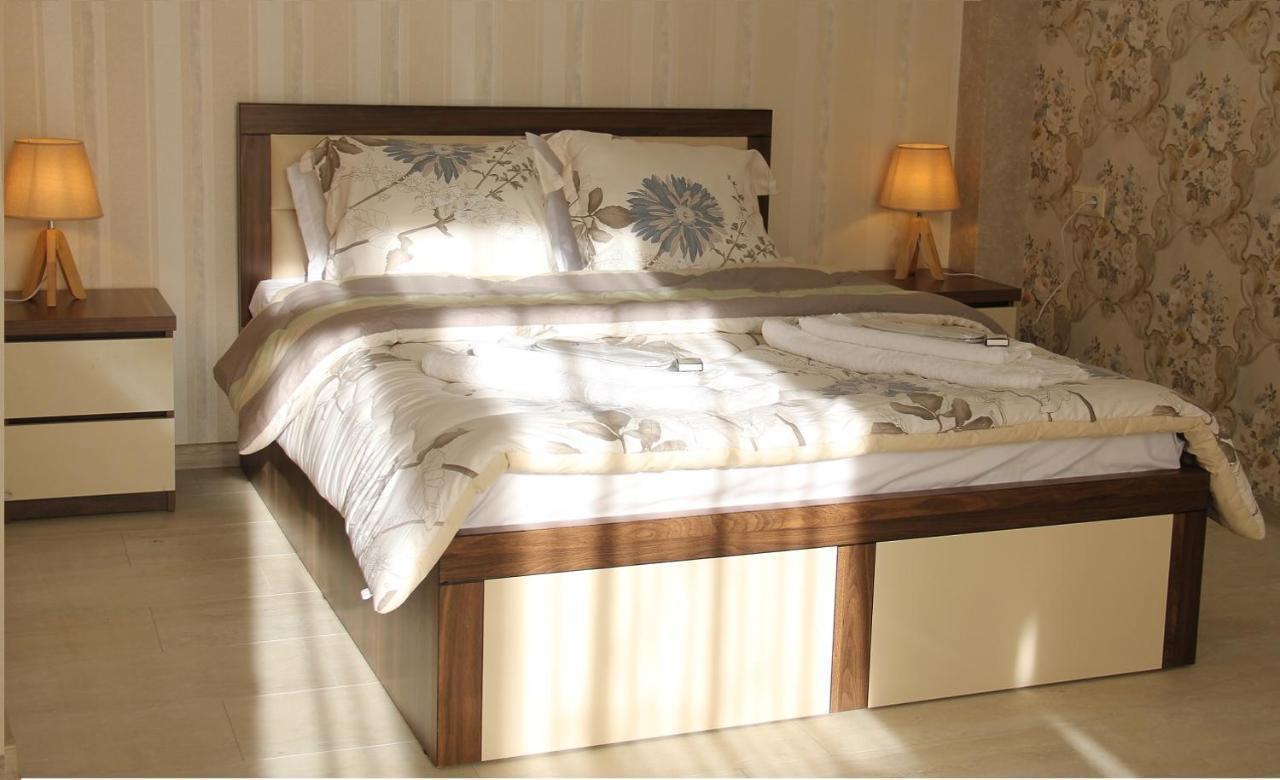 Moon Light Hotel Tbilisi Ngoại thất bức ảnh