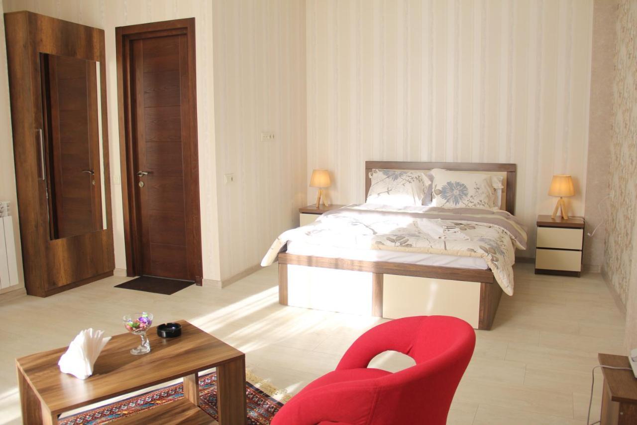 Moon Light Hotel Tbilisi Ngoại thất bức ảnh