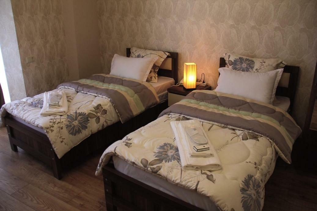 Moon Light Hotel Tbilisi Ngoại thất bức ảnh