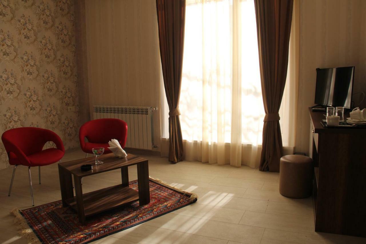 Moon Light Hotel Tbilisi Ngoại thất bức ảnh
